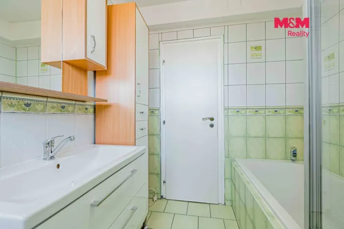 Prodej bytu 3+1, Český Těšín, Komenského, 65 m2