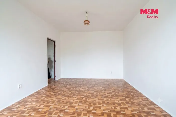 Prodej bytu 1+1, Strakonice - Strakonice II, Bezděkovská, 43 m2