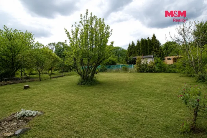 Prodej zahrady, Přezletice, 300 m2