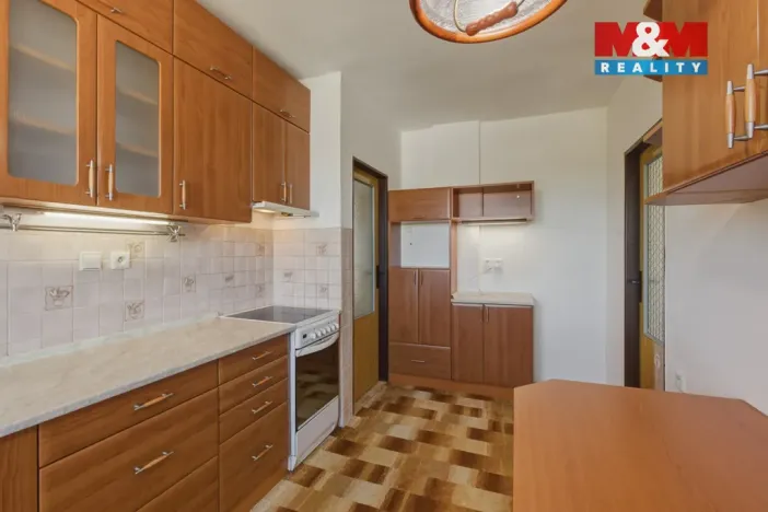 Prodej bytu 3+1, Slavětín, Nádražní, 64 m2
