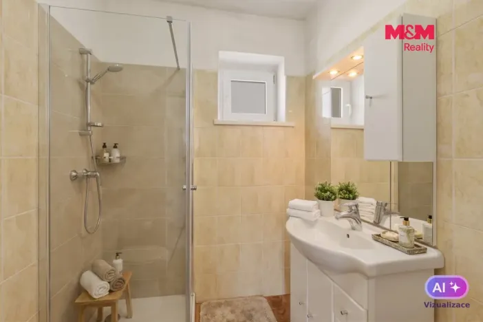 Prodej bytu 3+1, Slavětín, Nádražní, 64 m2
