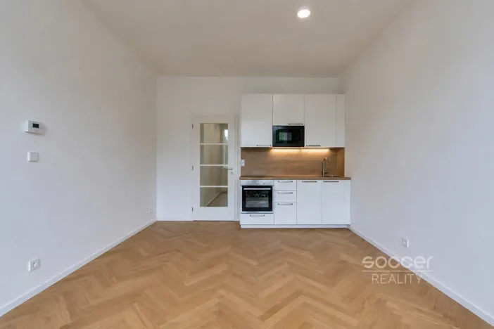Pronájem bytu 1+kk, Praha - Vinohrady, Vinohradská, 36 m2