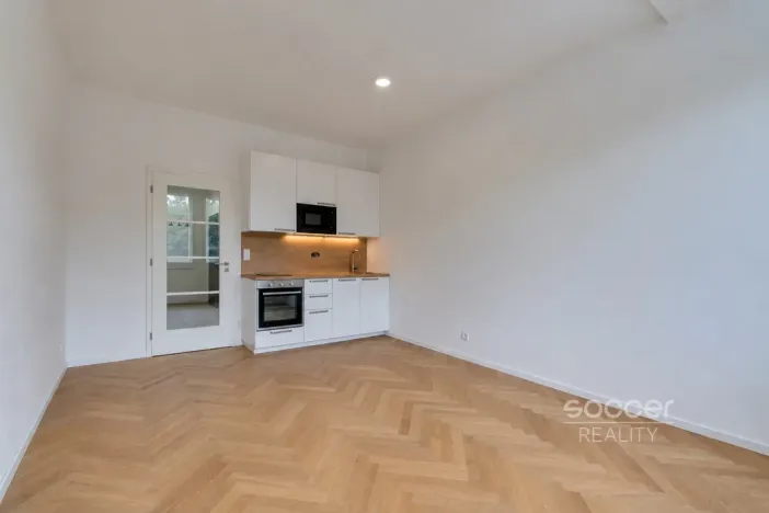 Pronájem bytu 1+kk, Praha - Vinohrady, Vinohradská, 36 m2