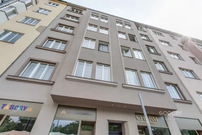 Pronájem bytu 1+kk, Praha - Vinohrady, Vinohradská, 36 m2