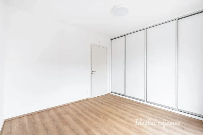 Pronájem bytu 3+kk, Praha - Háje, Sochorcova, 77 m2