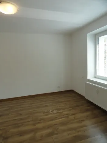 Pronájem bytu 1+1, Kladno, U výtopny, 32 m2