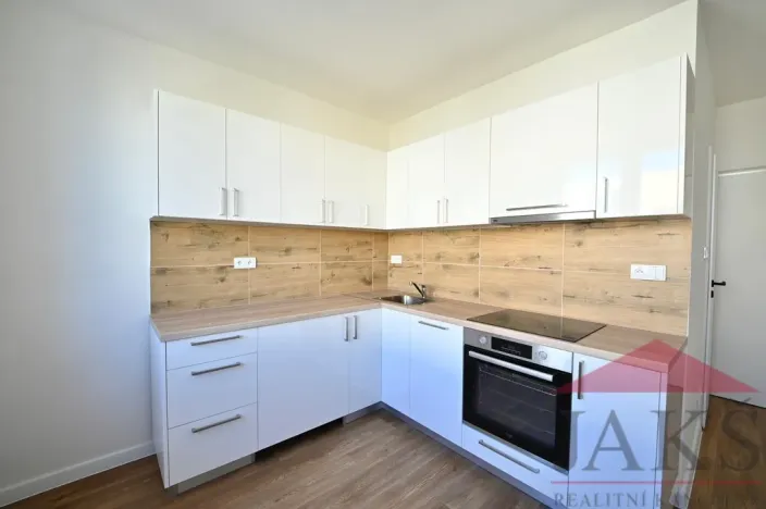 Pronájem bytu 1+1, Telč - Telč-Staré Město, Radkovská, 33 m2