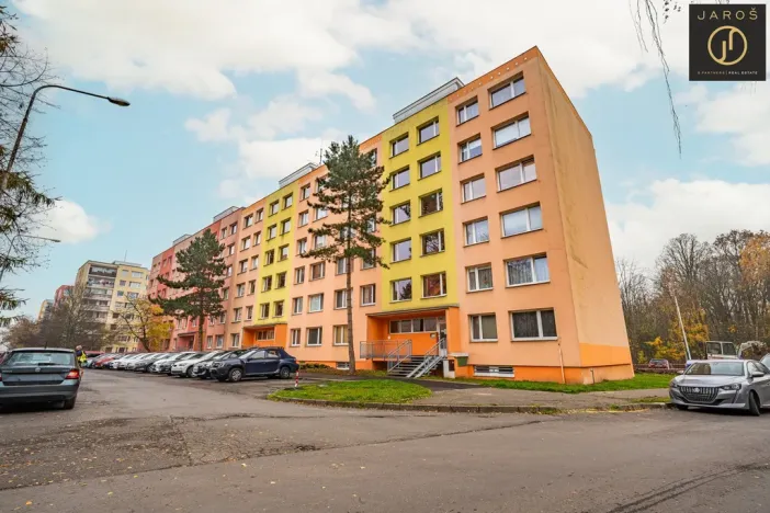 Pronájem bytu 1+kk, Kladno, V Bažantnici, 33 m2
