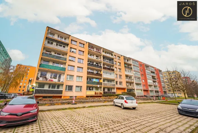 Pronájem bytu 1+kk, Kladno, V Bažantnici, 33 m2