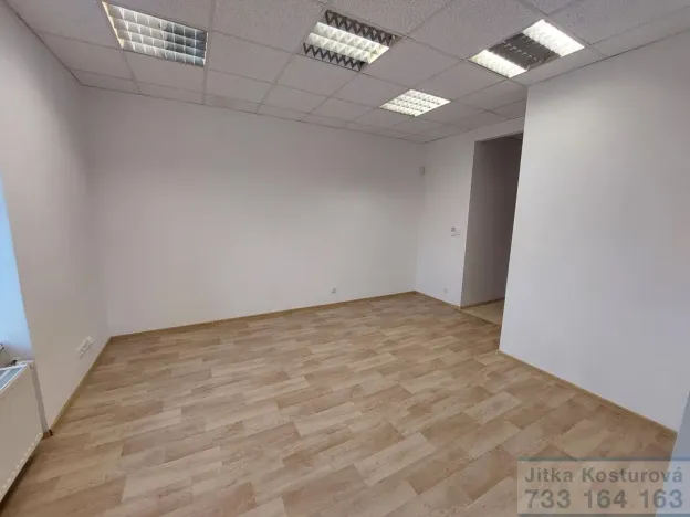 Pronájem bytu 2+kk, Krnov - Pod Cvilínem, Opavská, 46 m2