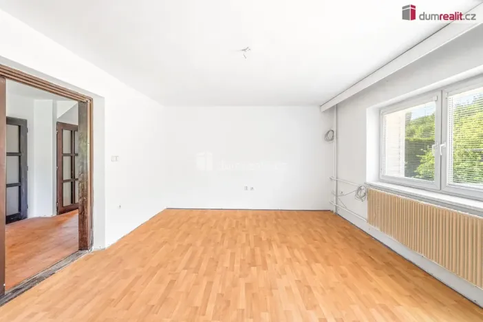 Prodej rodinného domu, Karlovice, 220 m2