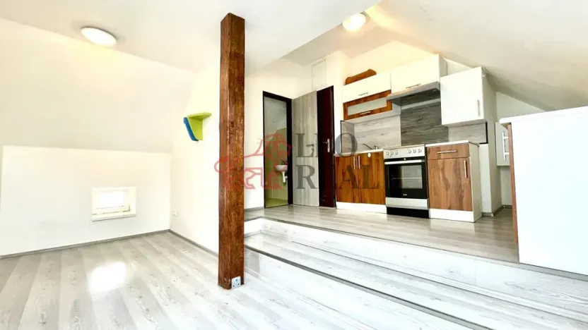 Pronájem bytu 2+kk, Uherské Hradiště - Jarošov, Na Návsi, 35 m2