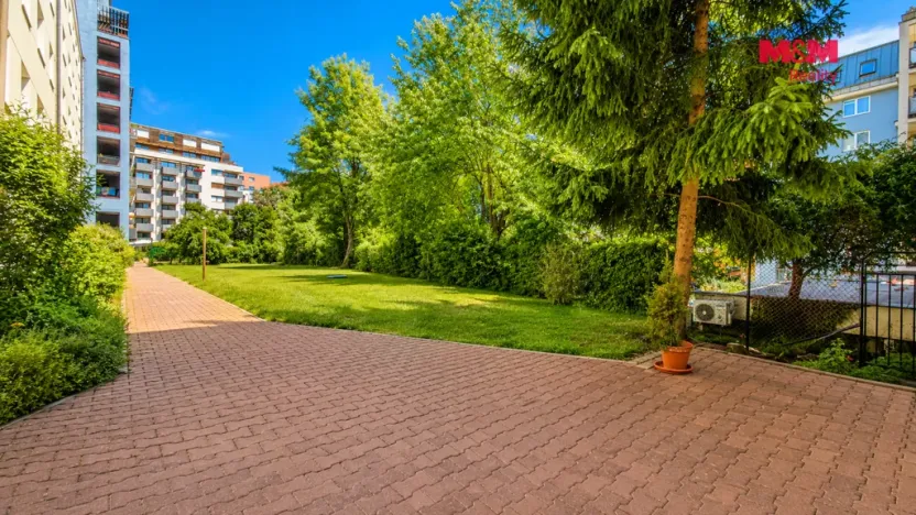 Prodej bytu 3+1, Praha - Vysočany, Podnádražní, 93 m2