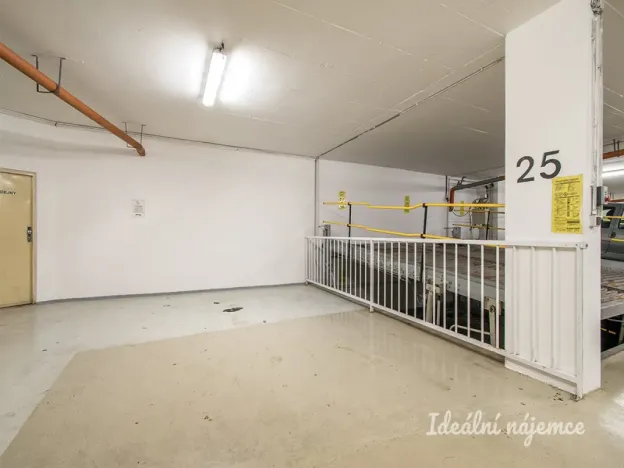 Pronájem bytu 2+kk, Praha - Žižkov, Chelčického, 45 m2
