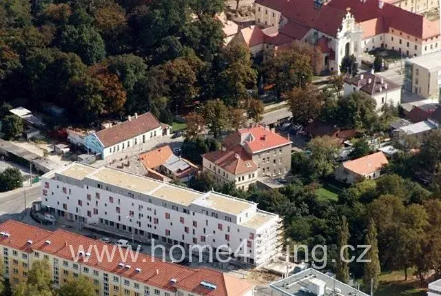Pronájem bytu 2+kk, Brno, Kosmova, 62 m2