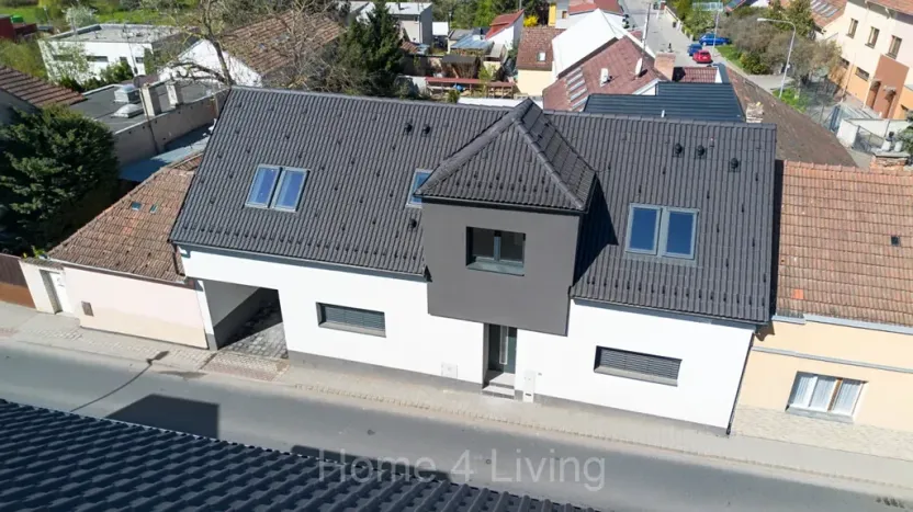 Prodej bytu 2+kk, Brno, Tumaňanova, 99 m2