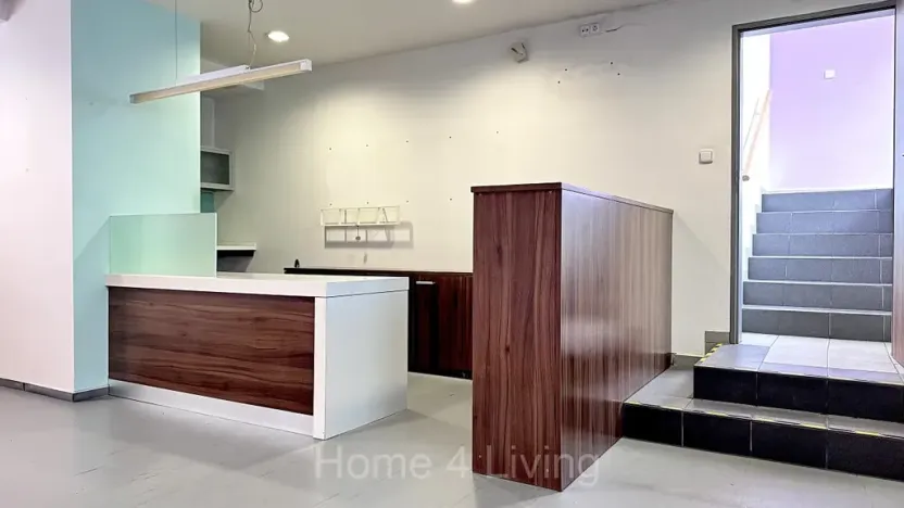 Pronájem obchodního prostoru, Brno, Radlas, 270 m2