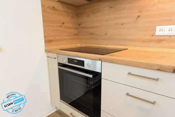Pronájem bytu 2+kk, Opava, 36 m2
