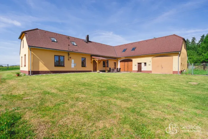 Prodej zemědělské usedlosti, Bělčice, 290 m2