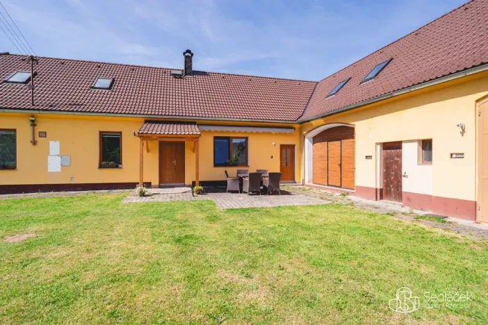 Prodej zemědělské usedlosti, Bělčice, 290 m2