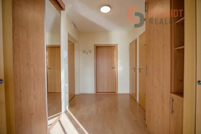 Pronájem bytu 2+kk, Břeclav, 50 m2