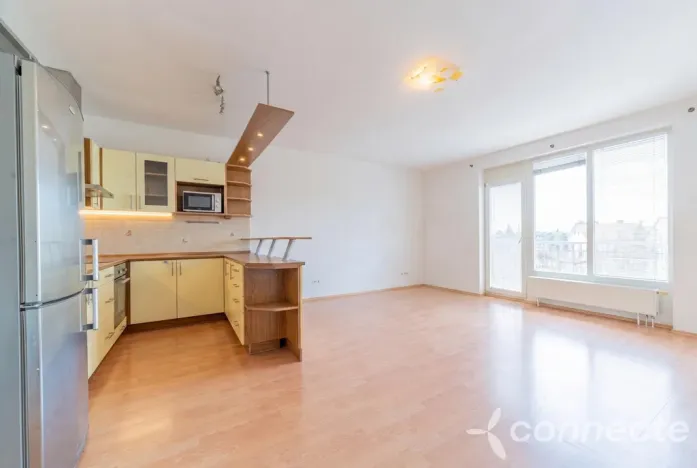 Pronájem bytu 2+kk, Praha - Uhříněves, Karla Zicha, 60 m2