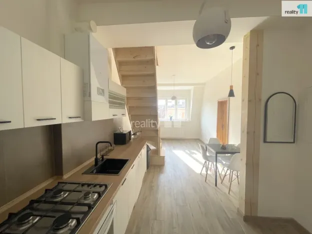 Prodej bytu 3+kk, Karlovy Vary - Rybáře, Sokolovská, 75 m2