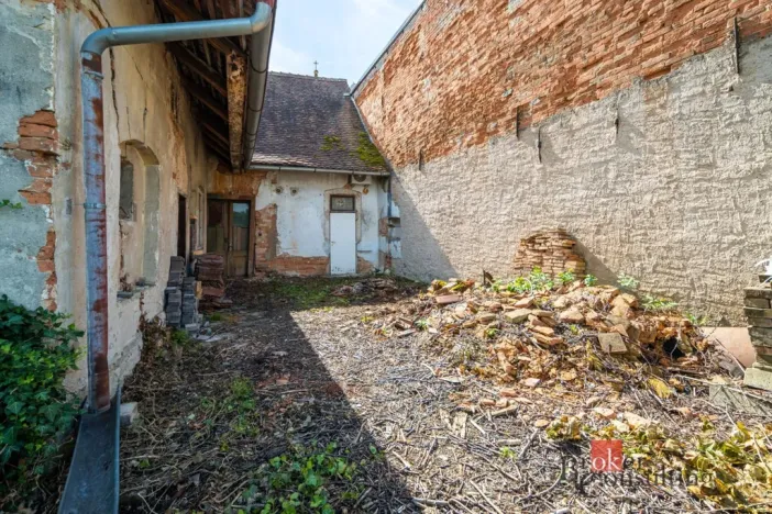 Prodej rodinného domu, Holice, Komenského, 150 m2