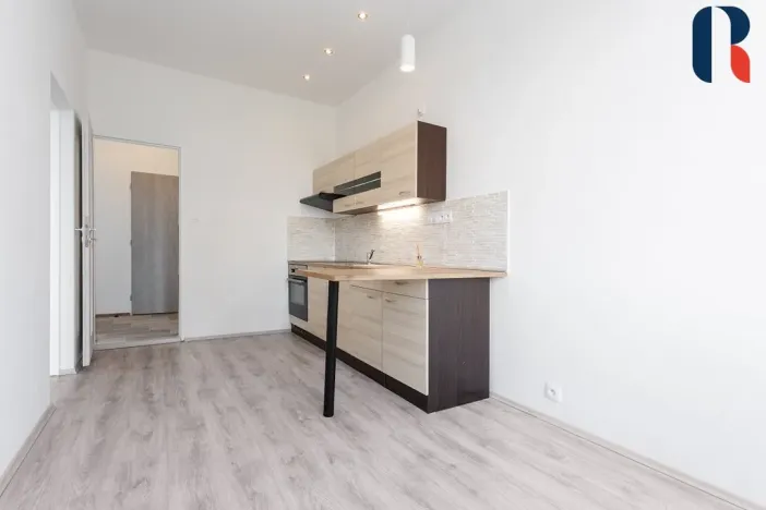 Pronájem bytu 2+kk, Praha - Libeň, Davídkova, 36 m2