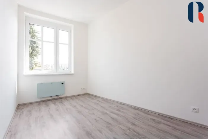 Pronájem bytu 2+kk, Praha - Libeň, Davídkova, 36 m2