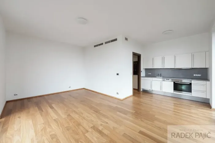 Pronájem bytu 1+kk, Praha - Nusle, K sídlišti, 49 m2