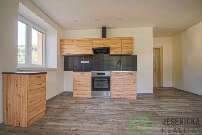 Pronájem bytu 2+kk, Lipová-lázně, 60 m2