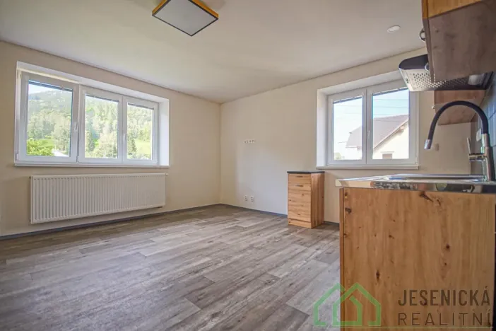 Pronájem bytu 2+kk, Lipová-lázně, 60 m2