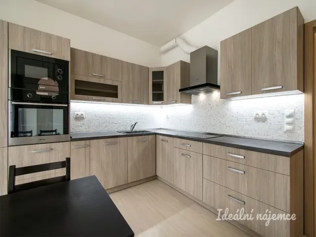Pronájem bytu 3+kk, Praha - Prosek, Žitenická, 68 m2