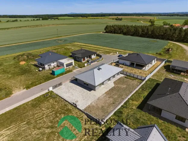 Prodej rodinného domu, Sukorady, 156 m2