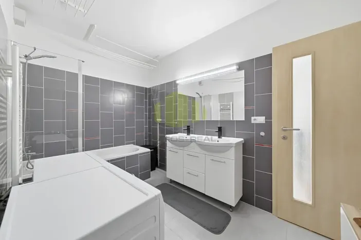 Prodej bytu 4+kk, Olomouc, Jeremiášova, 102 m2