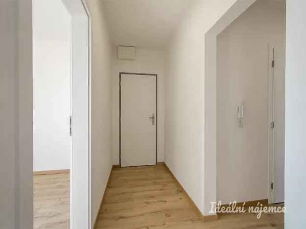Pronájem bytu 4+kk, Praha - Černý Most, Bryksova, 74 m2