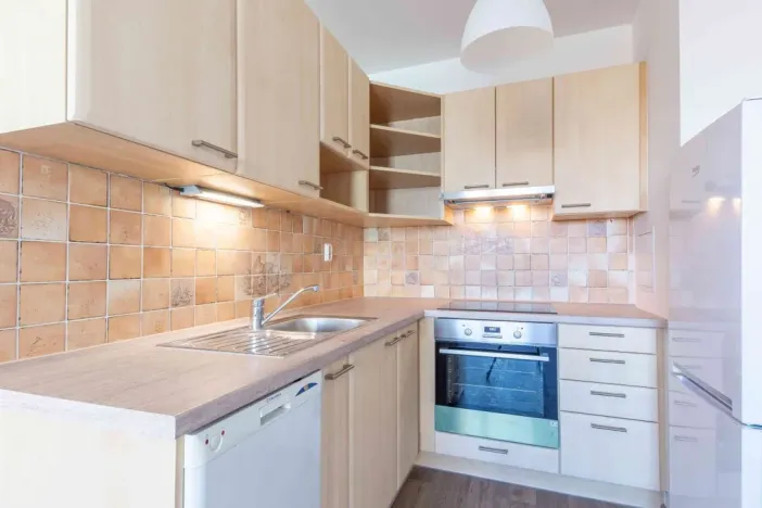 Pronájem bytu 2+kk, Praha - Prosek, Litoměřická, 42 m2