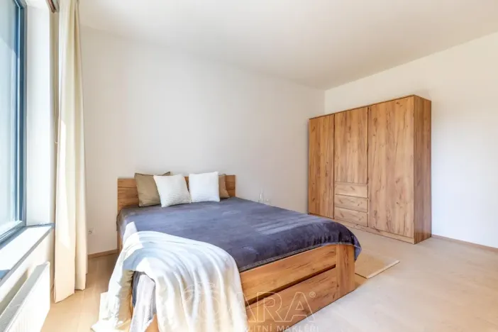 Pronájem bytu 2+kk, Praha - Modřany, Mezi vodami, 55 m2