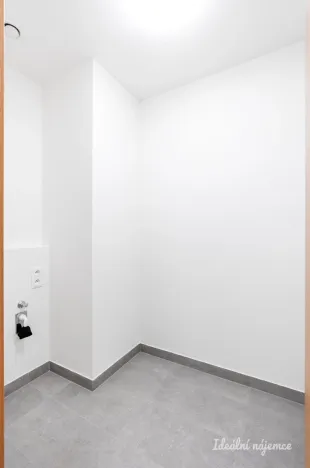Pronájem bytu 2+kk, Praha - Vysočany, Smržových, 56 m2