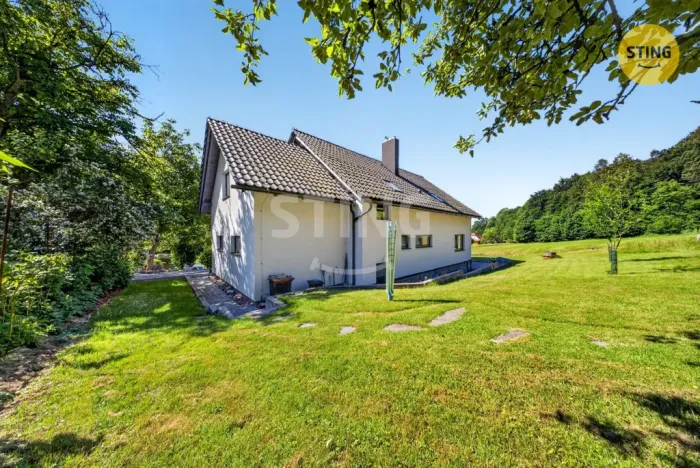 Prodej rodinného domu, Rožnov pod Radhoštěm, V Mokrém, 250 m2