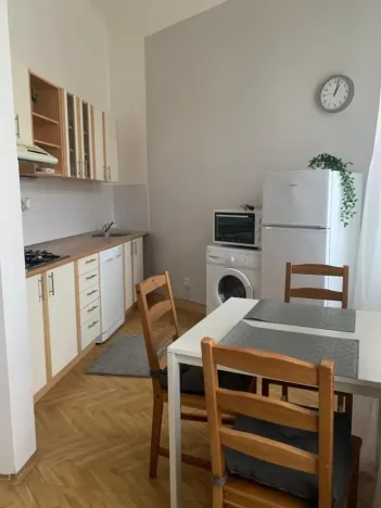 Pronájem bytu 2+1, Praha - Dejvice, Muchova, 74 m2