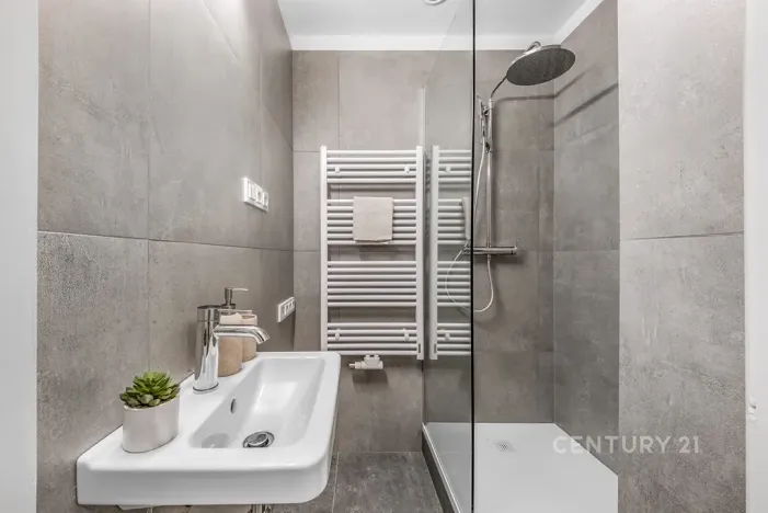 Pronájem bytu 2+kk, Praha - Nusle, Sezimova, 50 m2