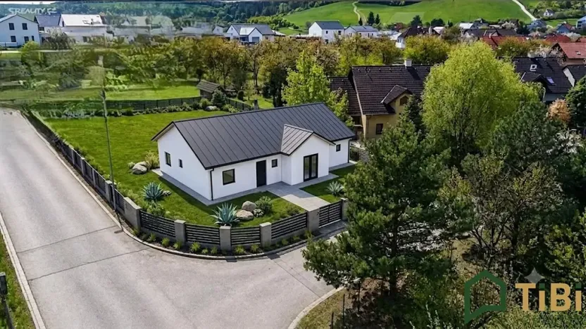 Prodej domu na klíč, Lysice, 93 m2