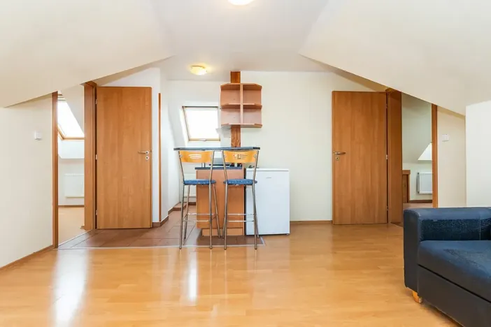 Pronájem bytu 2+kk, Praha - Horní Počernice, Náchodská, 50 m2