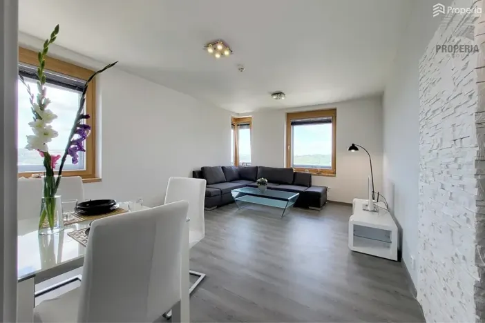 Pronájem bytu 2+kk, Brno, Pražákova, 55 m2