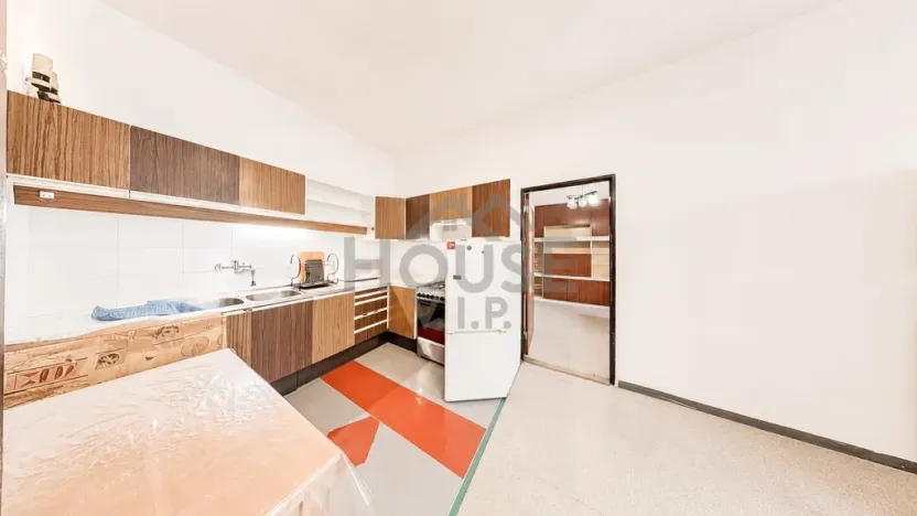 Prodej bytu 2+kk, Praha - Břevnov, Za Strahovem, 50 m2