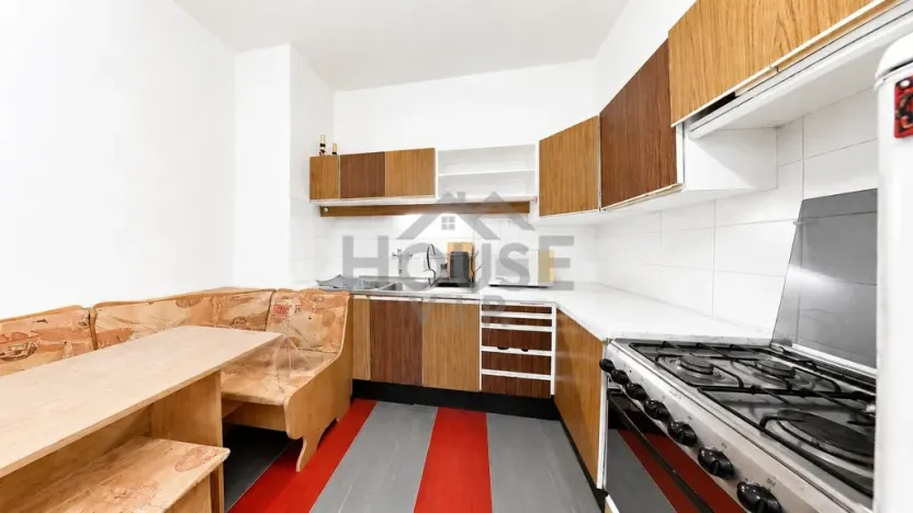 Prodej bytu 2+kk, Praha - Břevnov, Za Strahovem, 50 m2