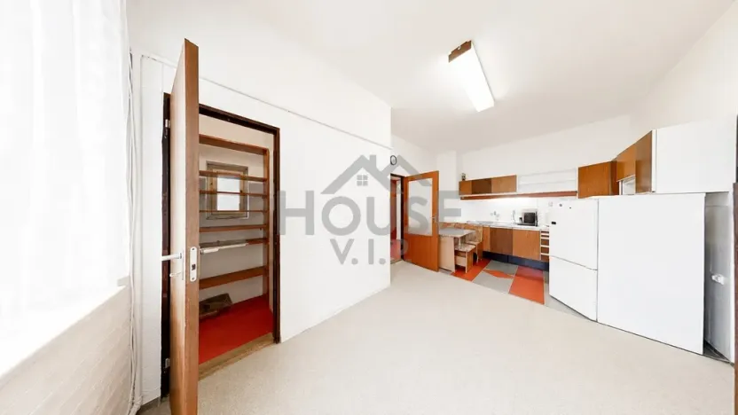 Prodej bytu 2+kk, Praha - Břevnov, Za Strahovem, 50 m2