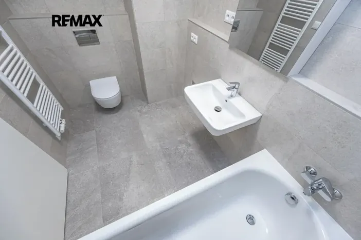 Pronájem bytu 2+kk, Praha - Hlubočepy, Divíškové, 3578 m2